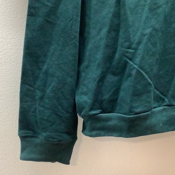 Gildan Dark Green Size Large Solid Color Sweatshirt. New Without Tags - Picture 3 of 4